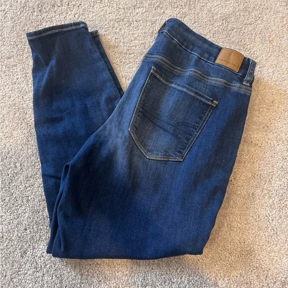 AE Next level curvy jeggings - Picture 2 of 5